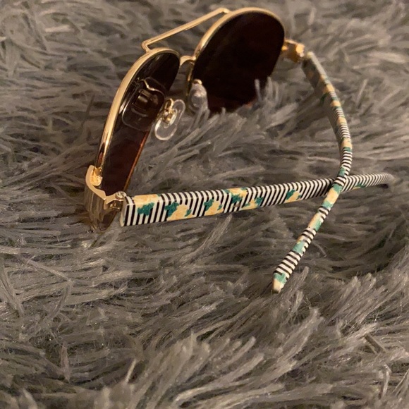 Floral Aviator Sunglasses -yellow/black/white - Picture 2 of 7